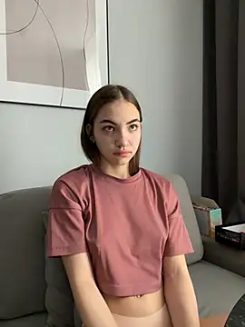  Patricia P online show from April 18, 4:16 am