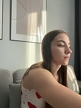  Patricia P online show from April 25, 1:41 pm