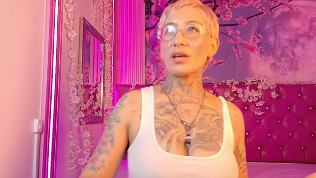 Everlyn sexx online show from February 28, 6:09 pm