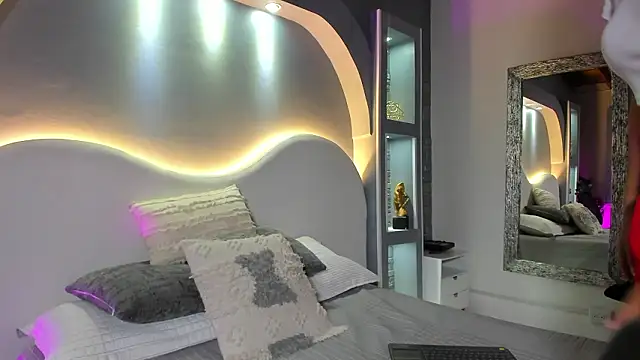 Sweet Celeste06 online show from February 12, 7:31 pm