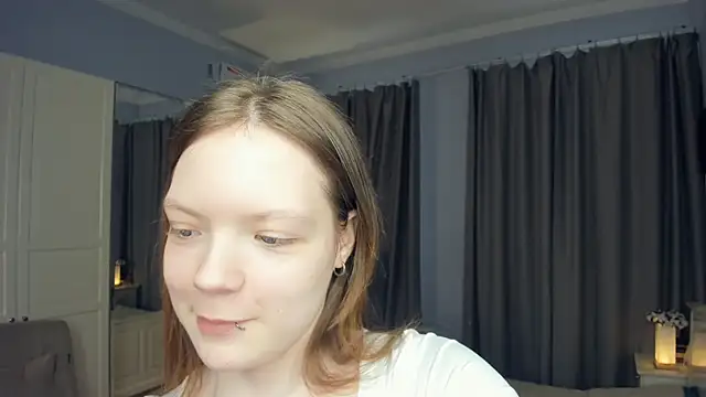 LavenderMitten online show from April 23, 5:41 am