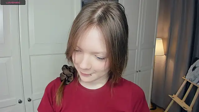 LavenderMitten online show from April 24, 5:54 am