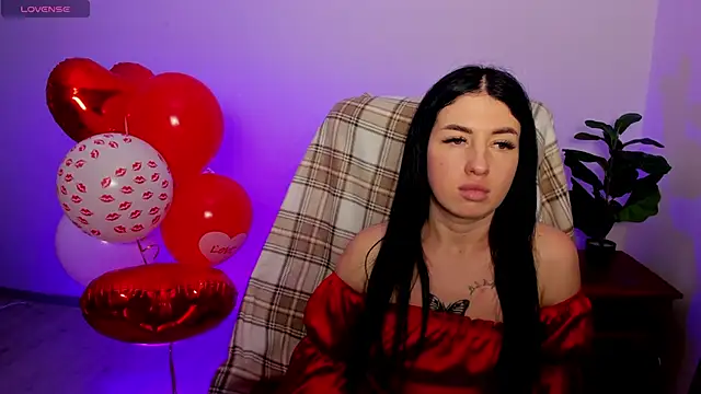 milanasky5 online show from February 13, 4:03 pm