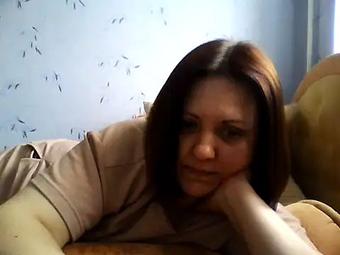 Snapshot of LockyCharm111 chatting on April 29, 5:33 am LockyCharm111 online show from April 29, 5:33 am