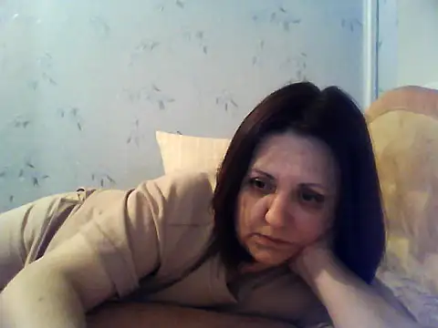 Snapshot of LockyCharm111 chatting on April 29, 6:36 pm LockyCharm111 online show from April 29, 6:36 pm