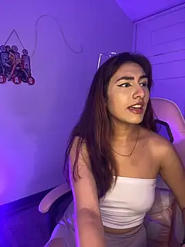 VelariaSoft online show from April 21, 2:12 pm