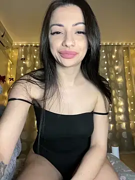 Snapshot of Layana_Ro chatting on March 3, 8:48 pm Layana Ro online show from March 3, 8:48 pm