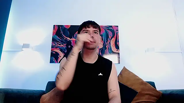 KaiStein online show from February 25, 6:39 pm