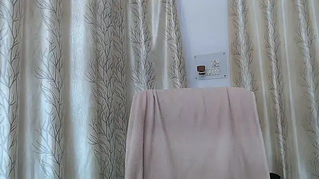 BOLD Ayesha online show from July 23, 10:51 pm