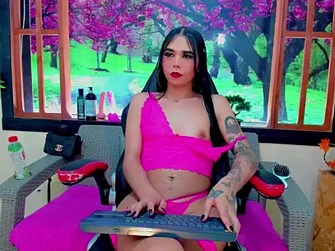 Snapshot of lilith_queen__ chatting on March 7, 3:58 am lilith queen online show from March 7, 3:58 am