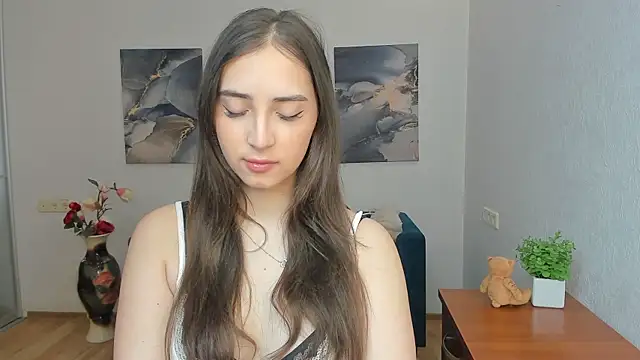 Snapshot of Effy_Royse chatting on April 29, 5:55 am Effy Royse online show from April 29, 5:55 am