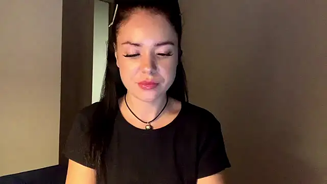 Snapshot of NicoleSensual chatting on March 5, 6:48 pm NicoleSensual online show from March 5, 6:48 pm