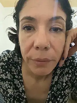 Snapshot of JeanneDuval8888 chatting on April 25, 1:52 am JeanneDuval8888 online show from April 25, 1:52 am