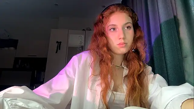 AliceCarrol online show from February 15, 2:58 pm