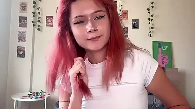 pixieyes00n online show from February 20, 7:10 am