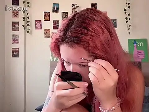 pixieyes00n online show from March 1, 2:46 am