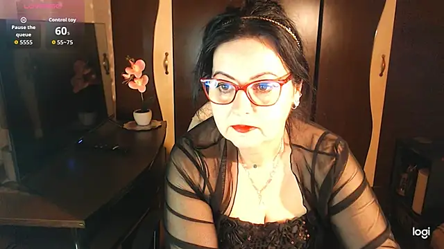 exiMIlf online show from March 11, 4:35 pm