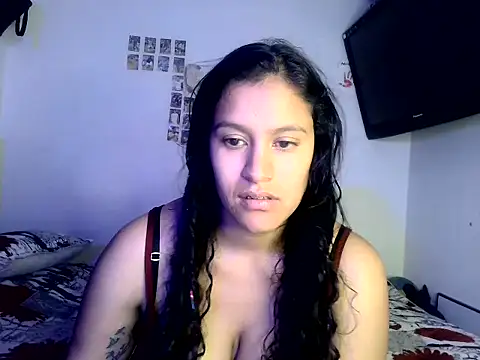 luna E online show from April 24, 2:03 am