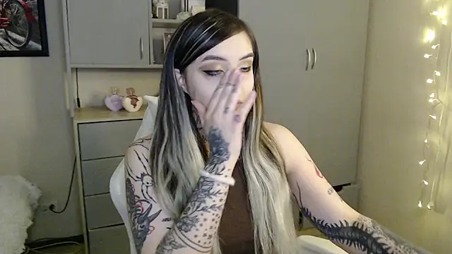 Rin Tozier online show from March 30, 1:17 am