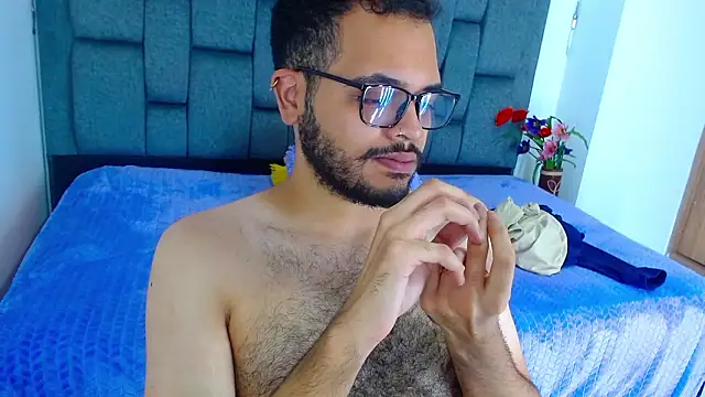 J black  online show from February 23, 9:45 pm