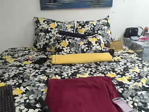 MissRedHotRaven online show from February 24, 10:08 pm