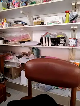 haffsa   online show from April 22, 3:35 pm