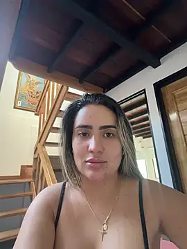 Snapshot of Miilana_ chatting on May 26, 8:27 pm Miilana online show from May 26, 8:27 pm