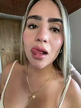 Miilana  online show from July 14, 9:42 pm