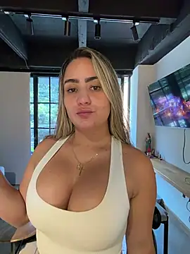 Miilana  online show from July 30, 3:33 pm