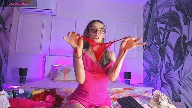 Hada Magica online show from March 14, 7:41 pm