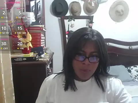 Caprichosa-39 online show from February 19, 1:23 am