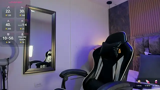 aria kai  online show from April 12, 2:11 pm