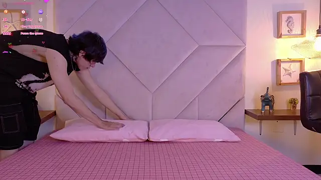 Sateh and Hikary online show from April 4, 8:50 pm