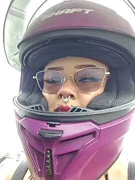 Sateh and Hikary online show from April 29, 7:09 pm