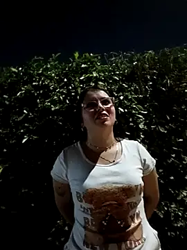 Royal street 1 online show from February 19, 1:45 am