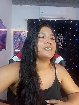 ZoeParcker online show from April 29, 8:15 pm