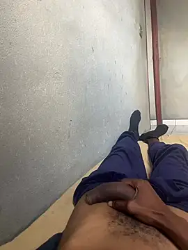 longuebitenoire971 online show from February 25, 3:43 pm