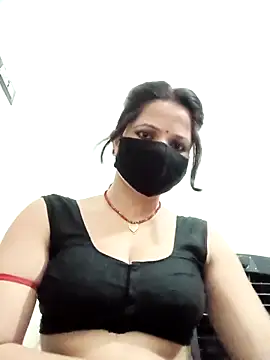 karishma Bhabhi online show from May 9, 5:18 pm