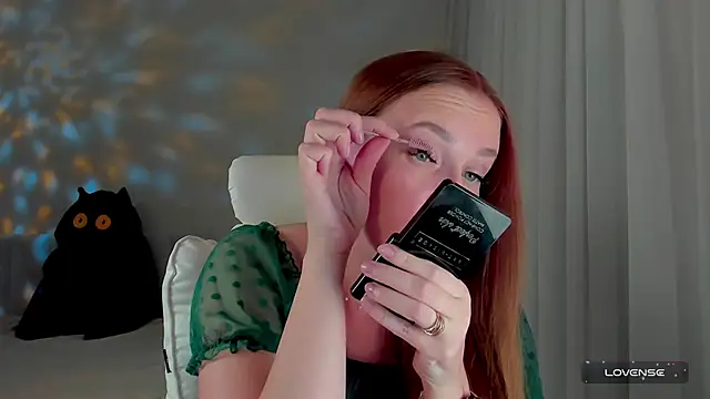 she wolf online show from April 22, 4:41 pm