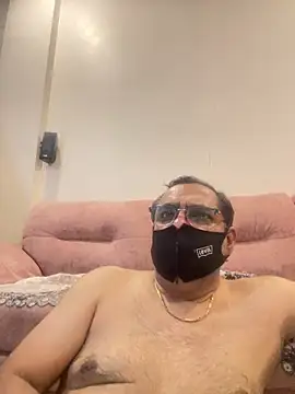 maleattention online show from April 22, 4:08 pm