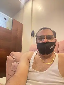 maleattention online show from April 29, 3:49 pm