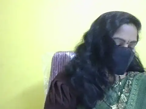 anu-reddyy online show from April 21, 10:10 am