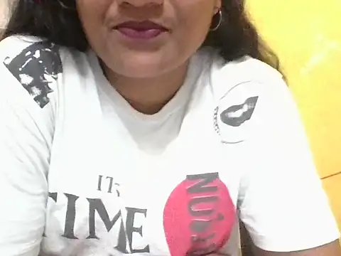 anu-reddyy online show from May 21, 10:44 am