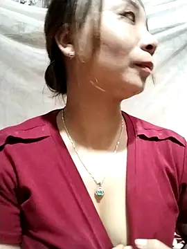 cute-shine online show from April 21, 12:23 am