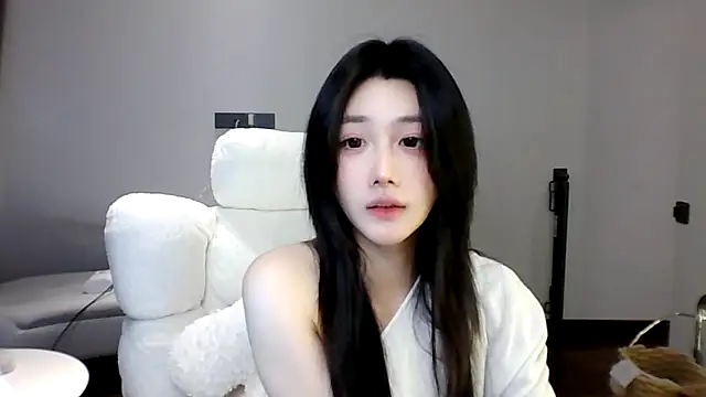 MedeLineayr online show from April 21, 2:45 pm