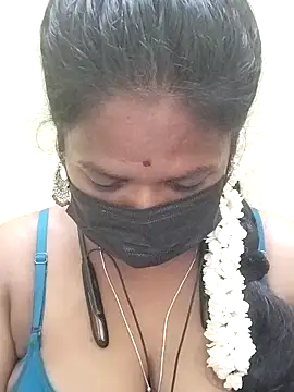 Snapshot of Tamil_Ramya_ chatting on May 5, 5:43 pm Tamil Ramya online show from May 5, 5:43 pm