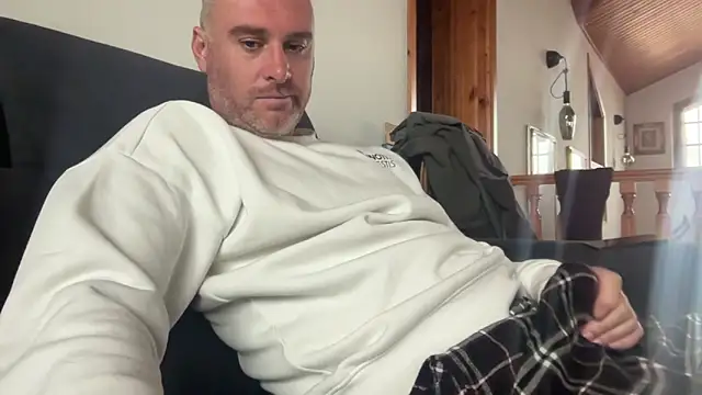 marcovik1 online show from February 14, 11:40 am