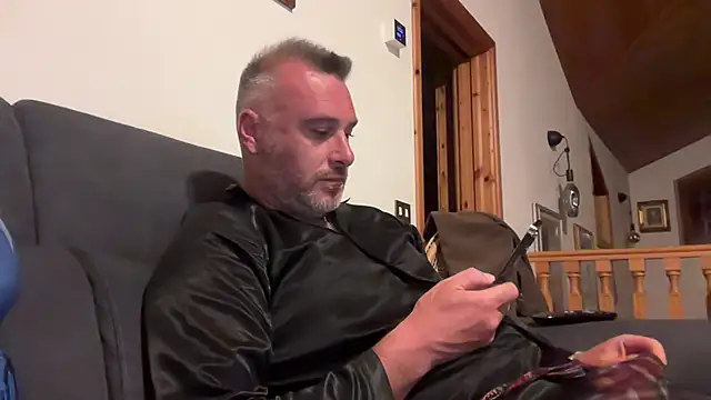 Snapshot of marcovik1 chatting on April 28, 7:30 pm marcovik1 online show from April 28, 7:30 pm