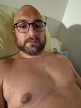 cetriolino online show from April 20, 7:15 pm