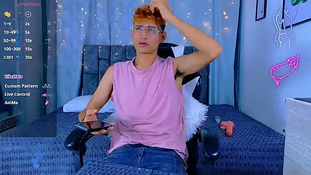 NicolasTorrez online show from April 22, 2:36 am